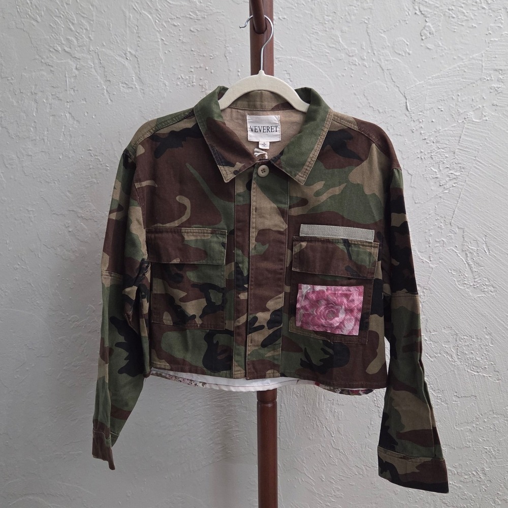 J196. Camo Floral Cropped Jacket